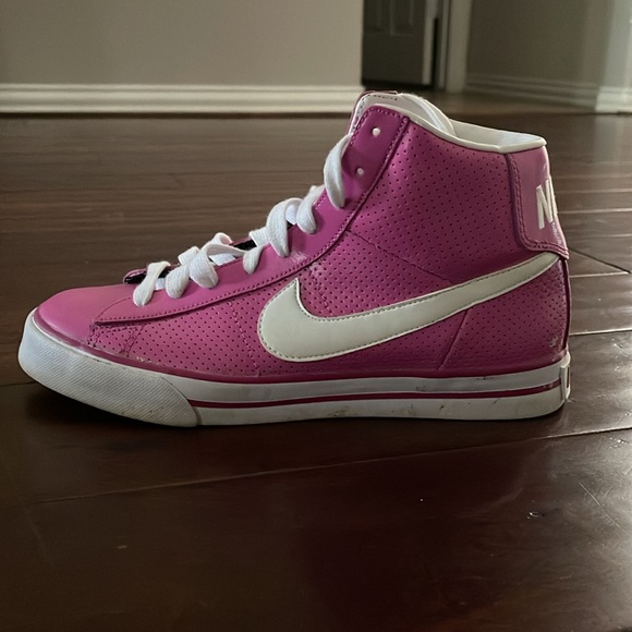 Nike High Tops - Picture 4 of 5